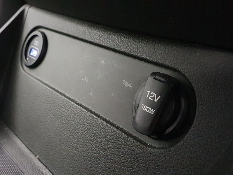 More views of Hyundai Santa Fe