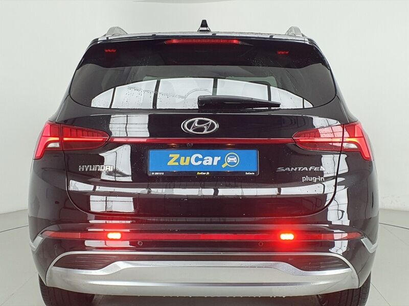 More views of Hyundai Santa Fe