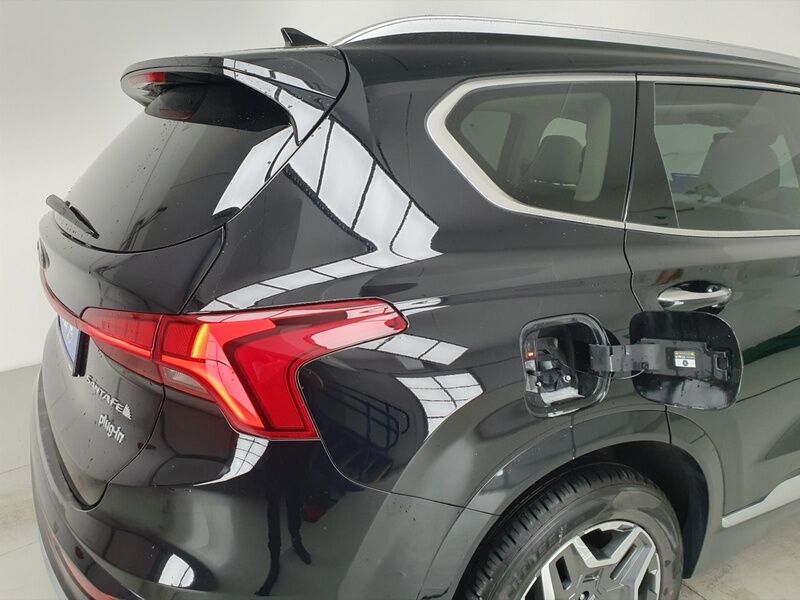 More views of Hyundai Santa Fe