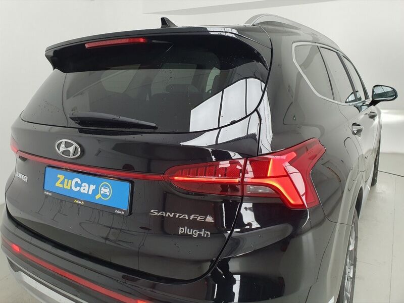More views of Hyundai Santa Fe
