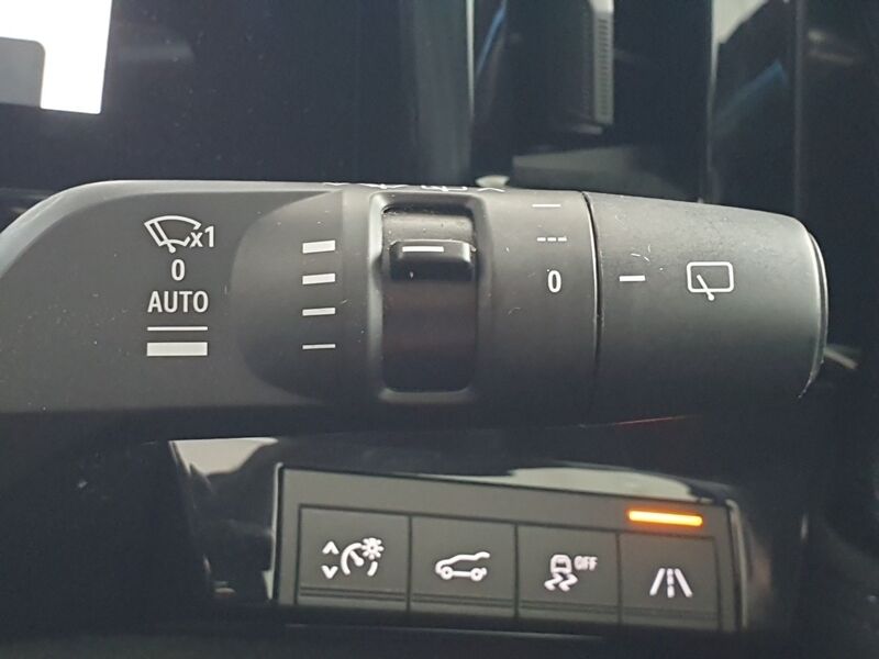 More views of Renault Austral