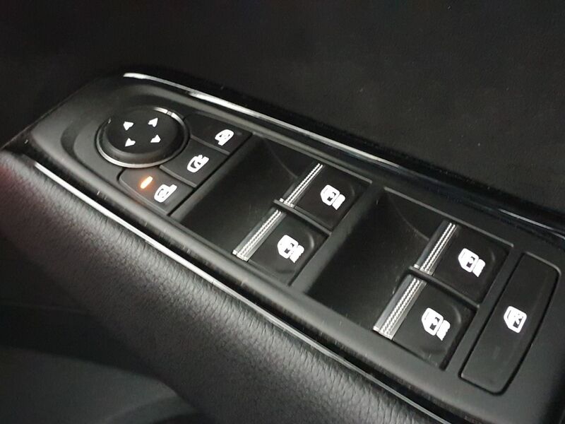 More views of Renault Austral