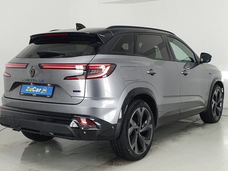 More views of Renault Austral