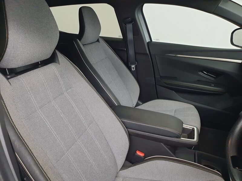 More views of Renault Megane E-Tech