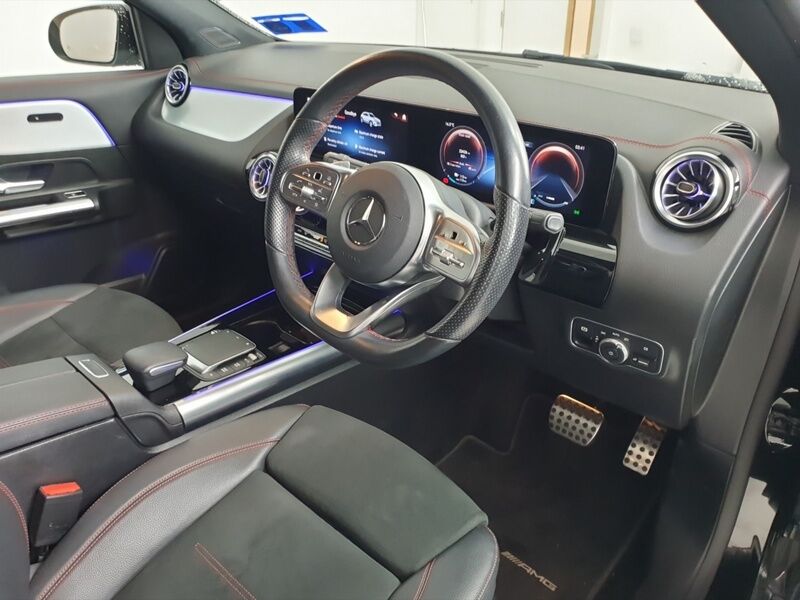 More views of Mercedes-Benz EQA