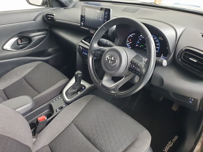 More views of Toyota Yaris Cross