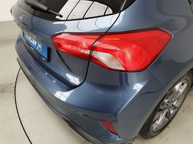 More views of Ford Focus