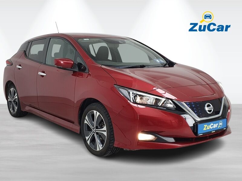 More views of Nissan Leaf