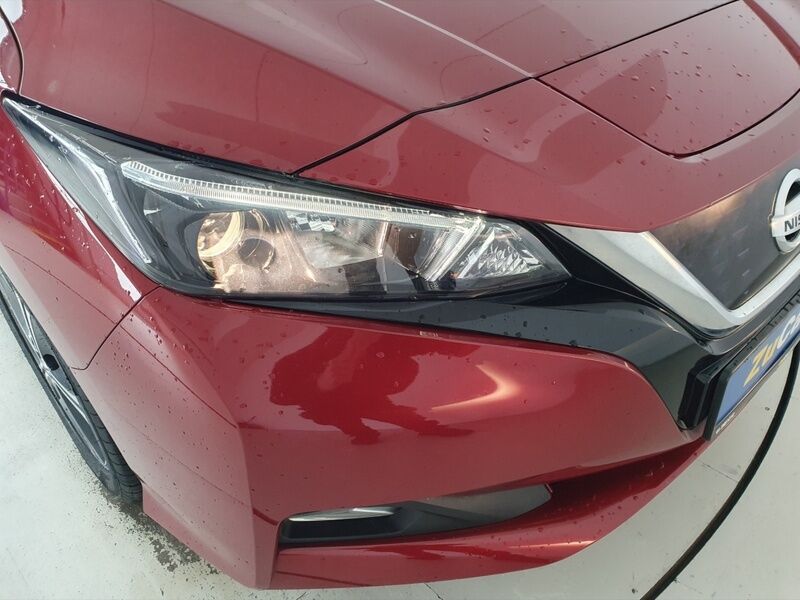 More views of Nissan Leaf