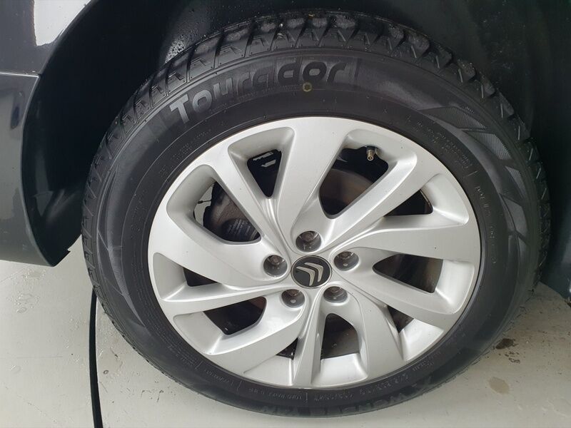 More views of Citroen C4