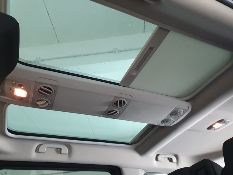 More views of Citroen C4