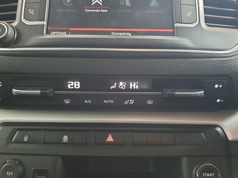 More views of Citroen C4