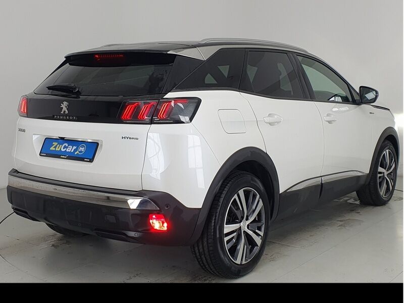 More views of Peugeot 3008