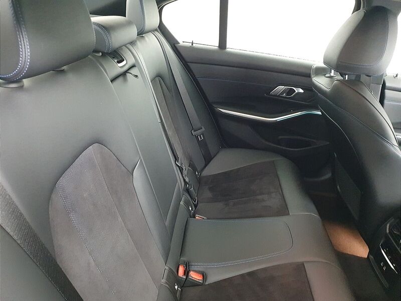 More views of BMW 3-Series