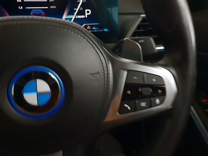 More views of BMW 3-Series