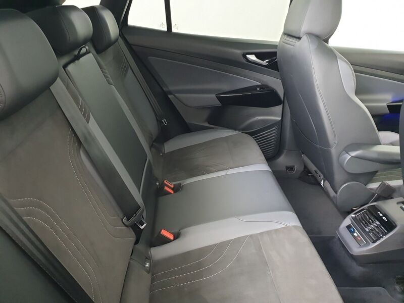 More views of Volkswagen ID.4