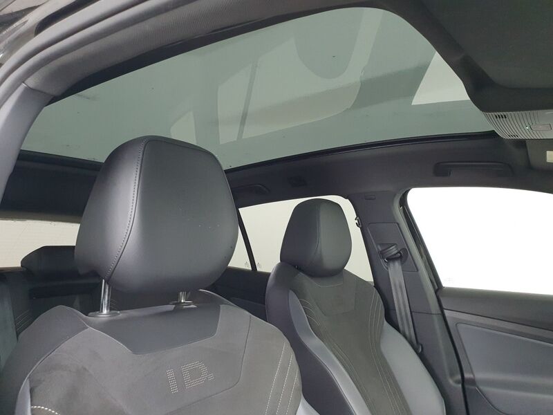 More views of Volkswagen ID.4