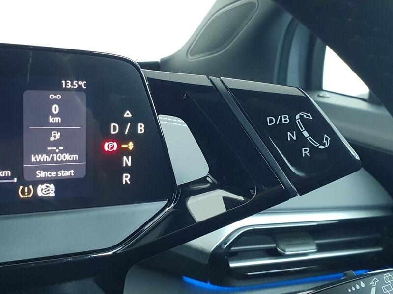More views of Volkswagen ID.4