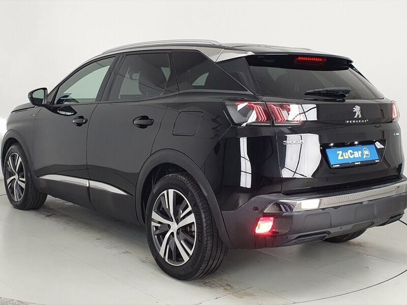 More views of Peugeot 3008