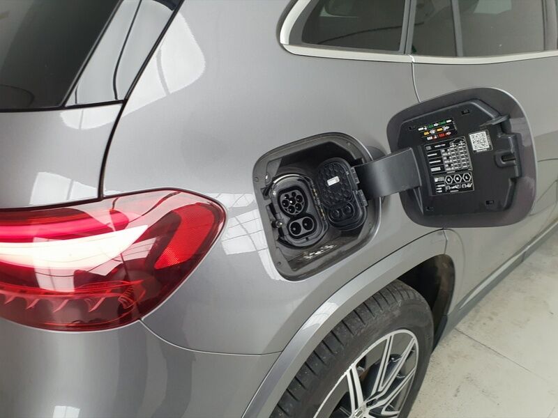 More views of Mercedes-Benz EQA