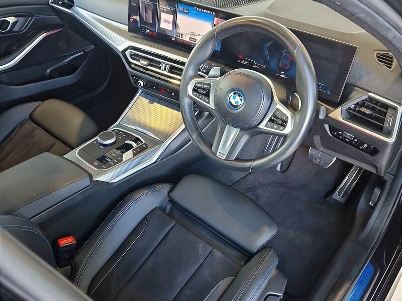 More views of BMW 3-Series