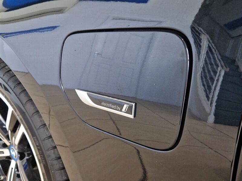 More views of BMW 3-Series