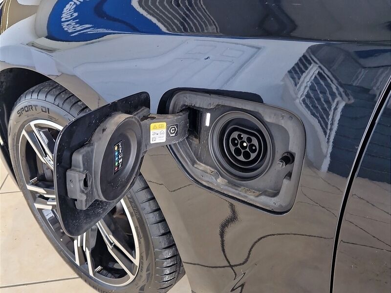 More views of BMW 3-Series