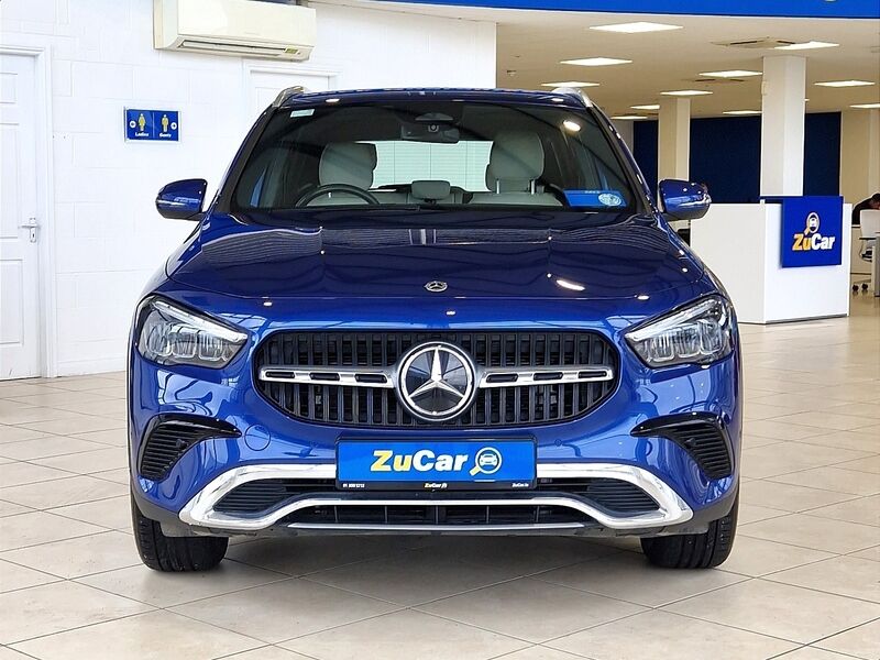 More views of Mercedes-Benz GLA