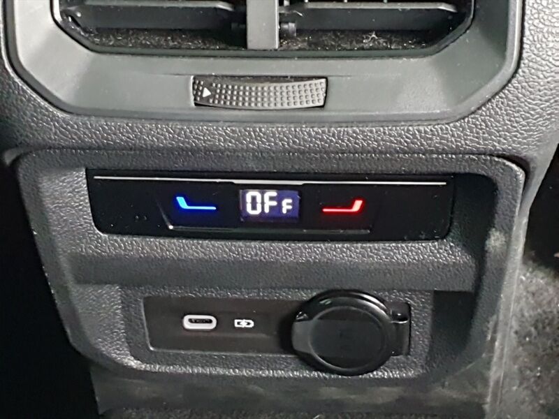 More views of Volkswagen Tiguan