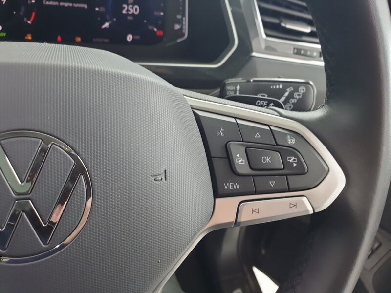 More views of Volkswagen Tiguan