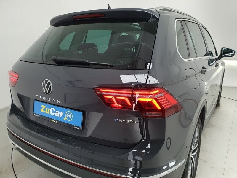 More views of Volkswagen Tiguan