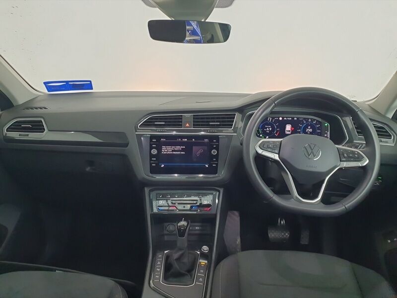 More views of Volkswagen Tiguan