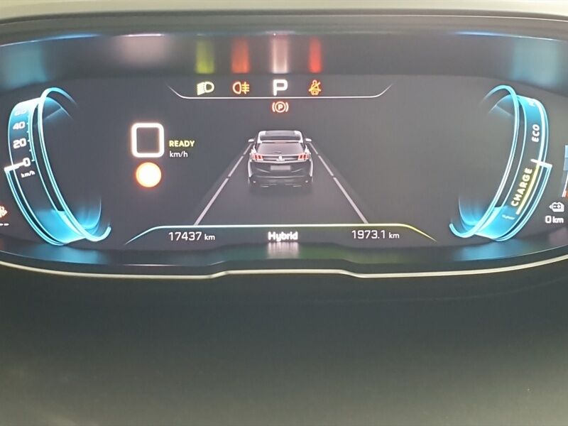 More views of Peugeot 3008