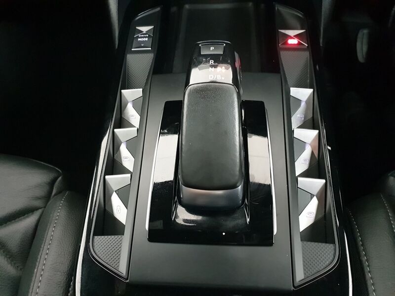 More views of DS Automobiles DS 3 Crossback