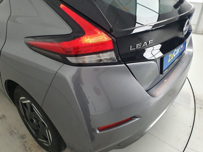 More views of Nissan Leaf