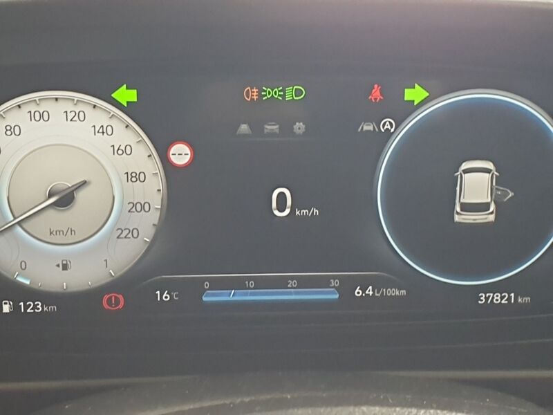 More views of Hyundai i20