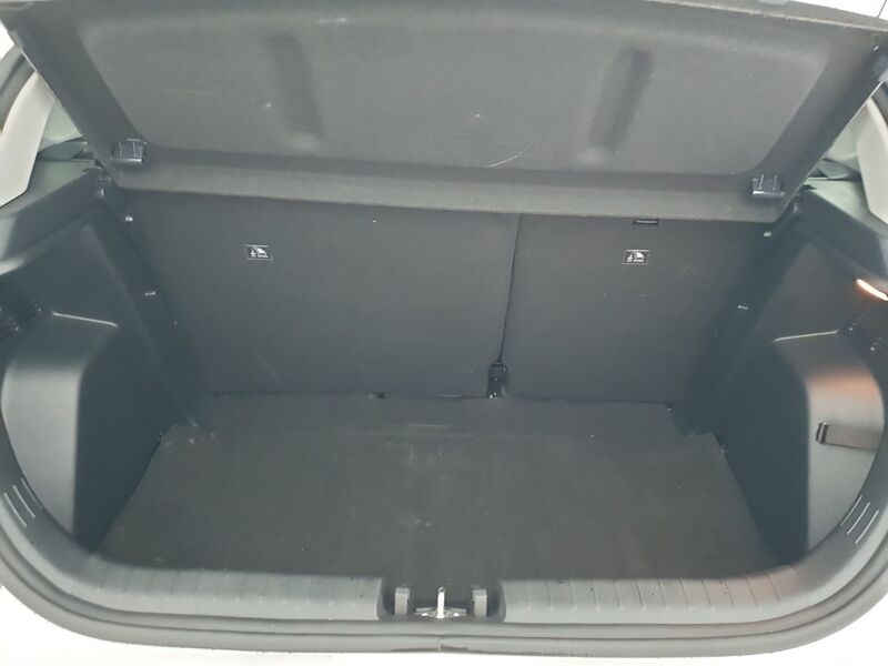 More views of Hyundai i20