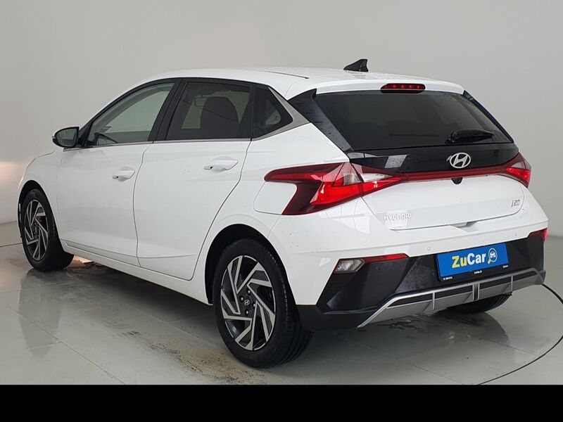 More views of Hyundai i20
