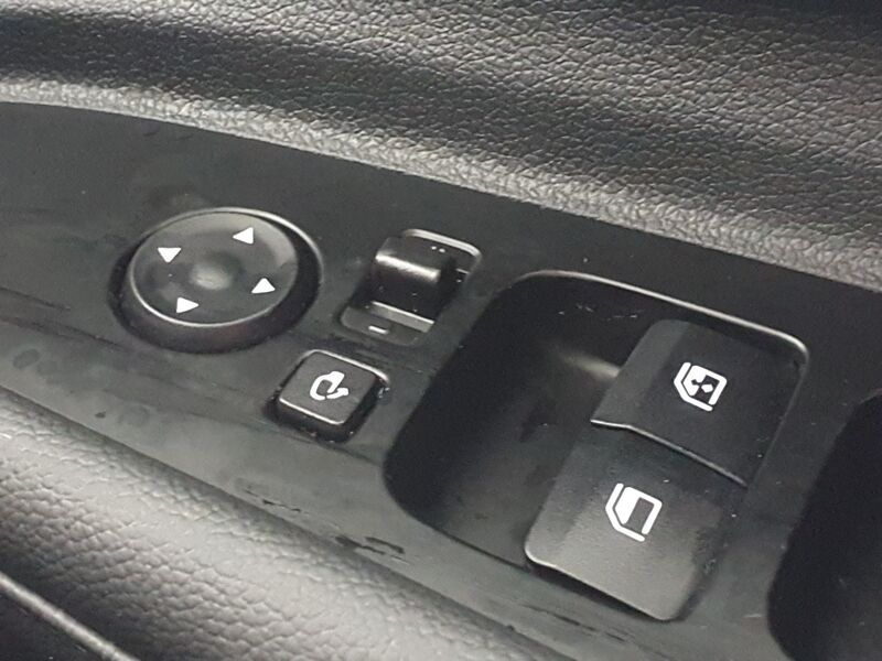 More views of Hyundai i20