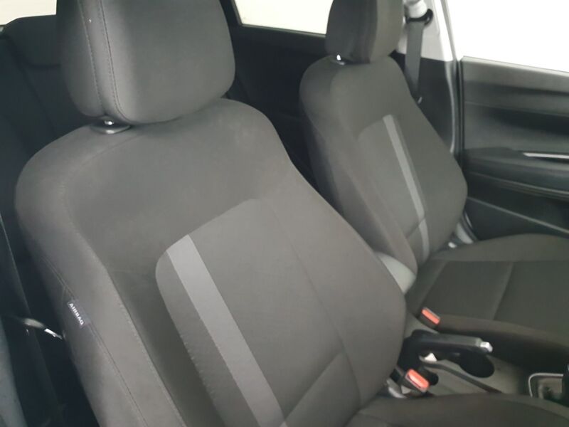 More views of Hyundai i20