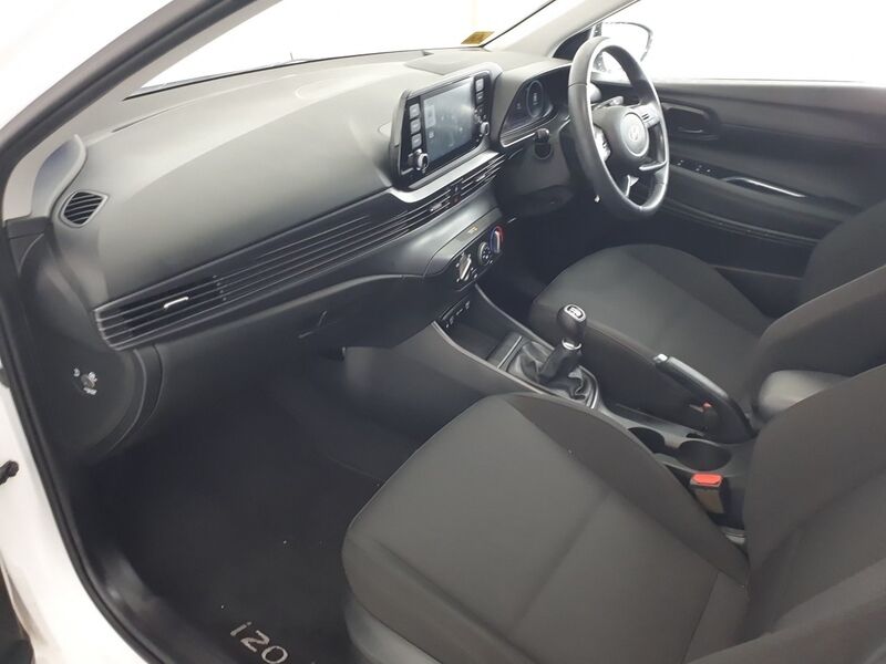 More views of Hyundai i20