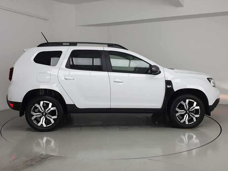 More views of Dacia Duster