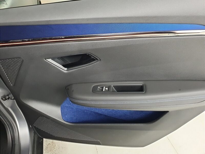 More views of Renault Scenic