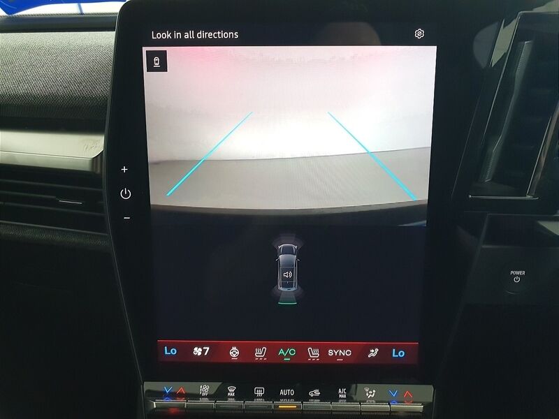 More views of Renault Scenic