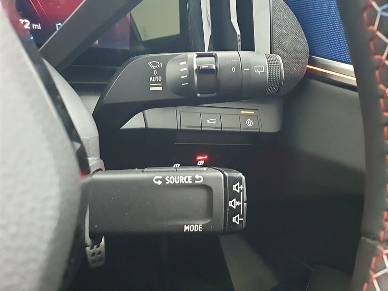 More views of Renault Scenic