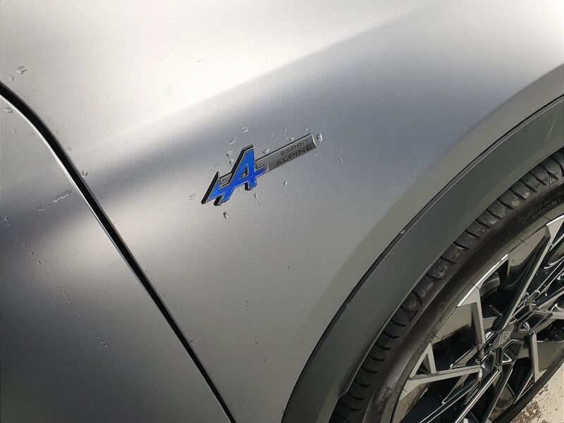 More views of Renault Scenic