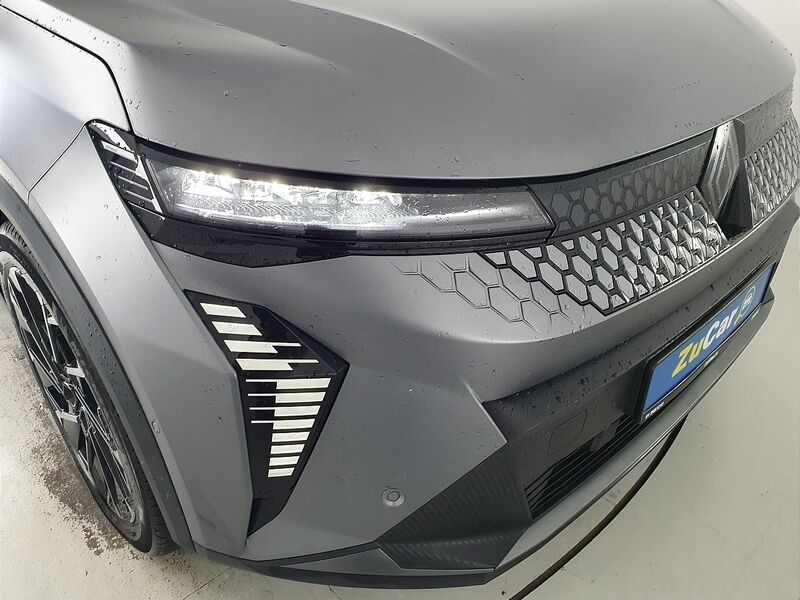 More views of Renault Scenic