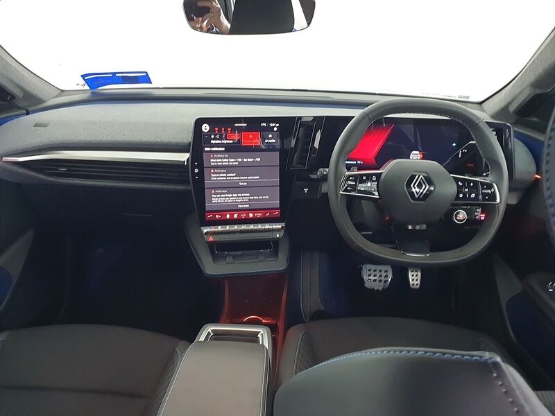 More views of Renault Scenic