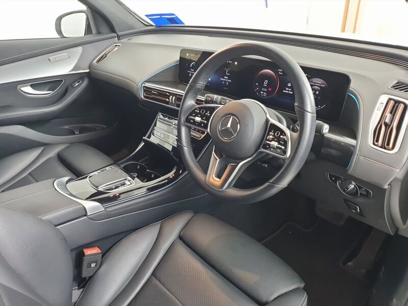 More views of Mercedes-Benz EQC