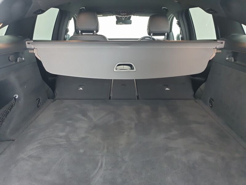 More views of Mercedes-Benz EQC